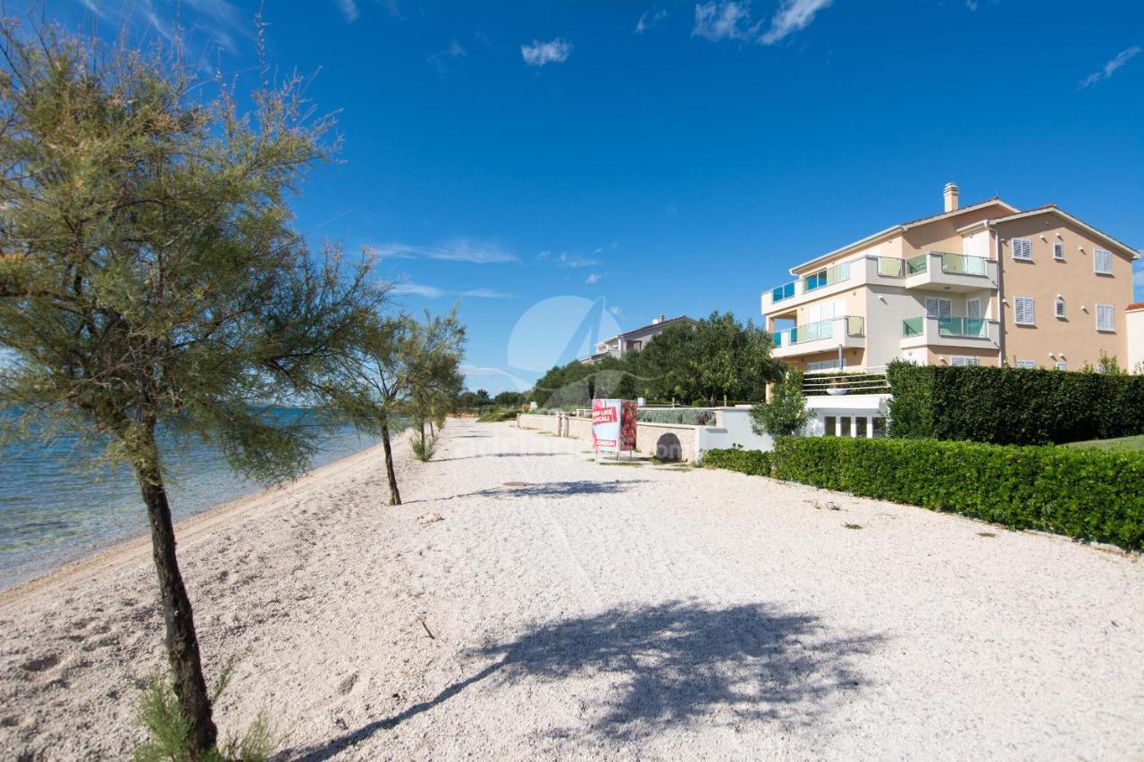 Apartments Citrine On The Beach Biograd Na Moru Exterior photo