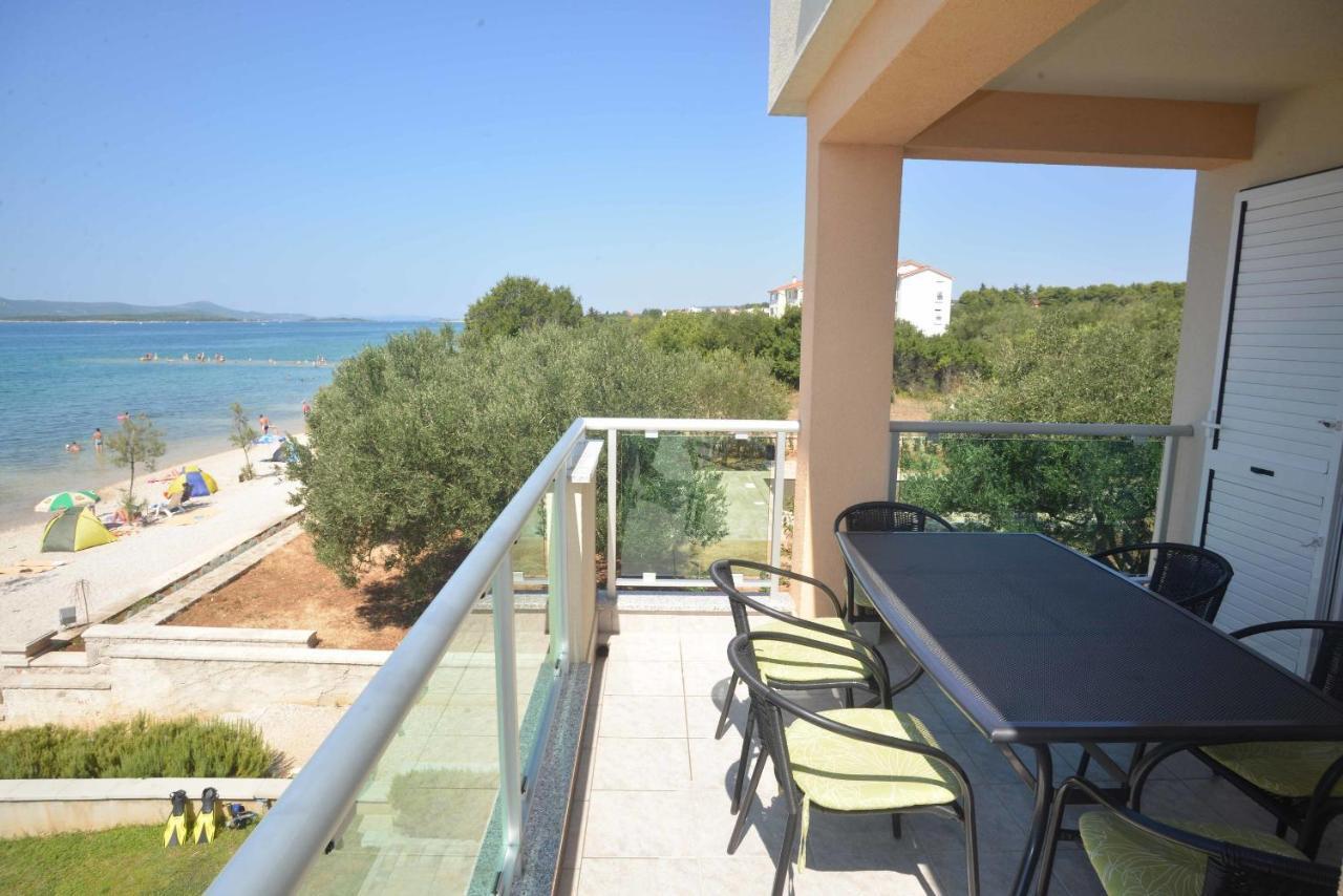 Apartments Citrine On The Beach Biograd Na Moru Exterior photo